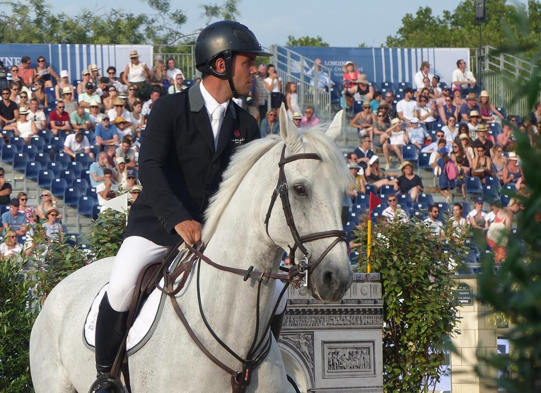 Sergio Álvarez Moya avec Carlo 273, Holsteiner, lors du Paris Eiffel Jumping de 2018. - CC BY-SA 4.0 - Amélie Tsaag Valren